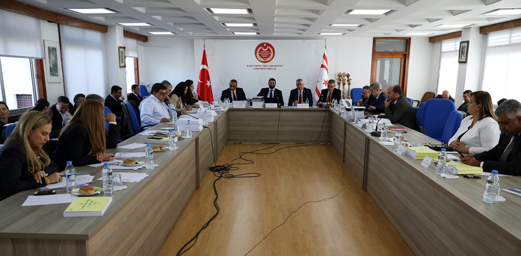 Meclis Ve Kamu Hizmeti Komisyonu Bütçeleri Komiteden Geçti