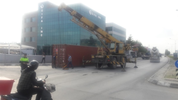 HAMİTKÖY ÇEMBERİNDE KAZA