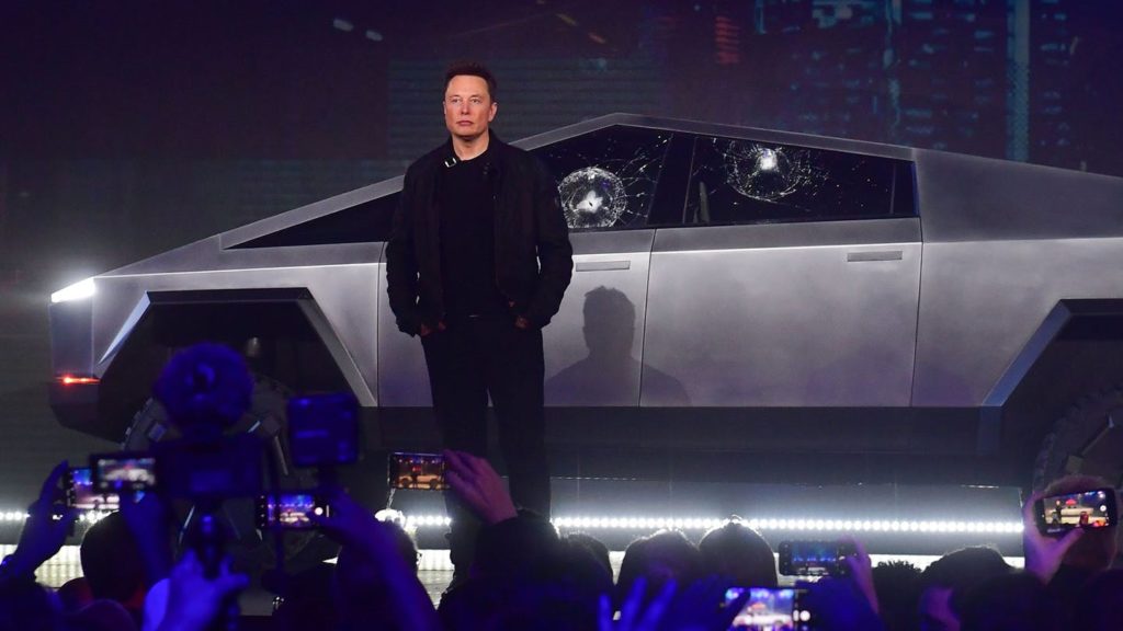 Tesla’nın Cybertruck tanıtımı skandal olmuştu! Rekor sipariş geldi