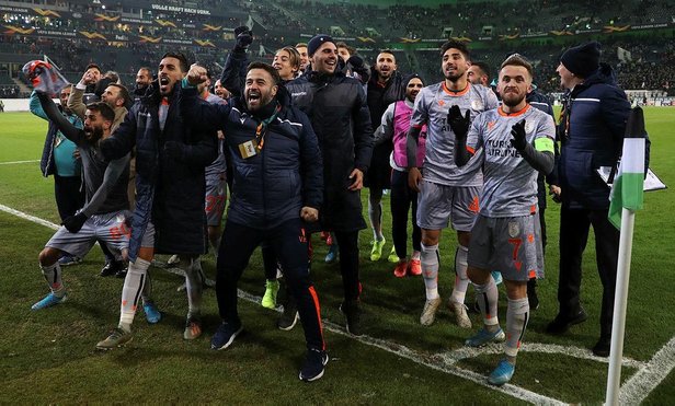 Başakşehir, Almanlar’ı 90’da Yıktı!