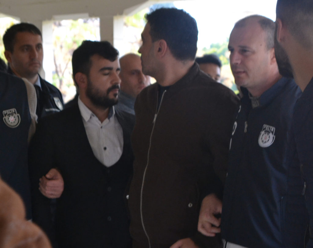 Uyuşturucu Sanıklarına Hapis Cezası