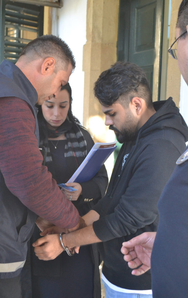 Sahte üniversite diploması ile kayıt yaptı