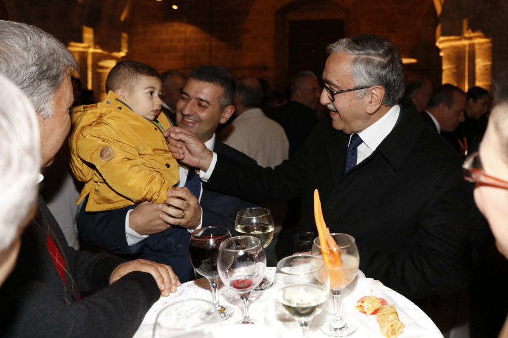 Cumhurbaşkanı Akıncı KTMMOB Resepsiyonuna Katıldı
