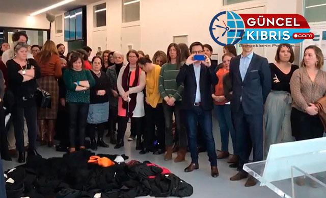 Fransa’da adalet bakanı konuştu, avukatlar cübbeleri yere attı