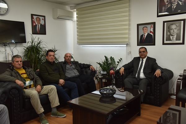 Bakan Sucuoğlu balıkçılar birliği heyetini kabul etti