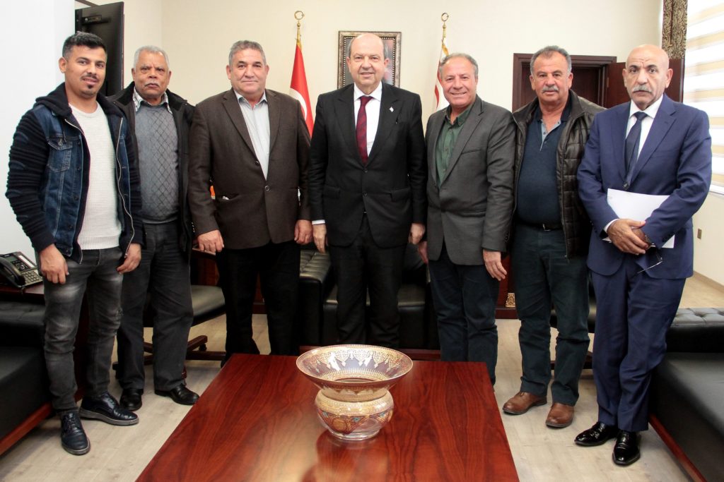 Başbakan Tatar, taşeronlar birliği heyetini kabul etti
