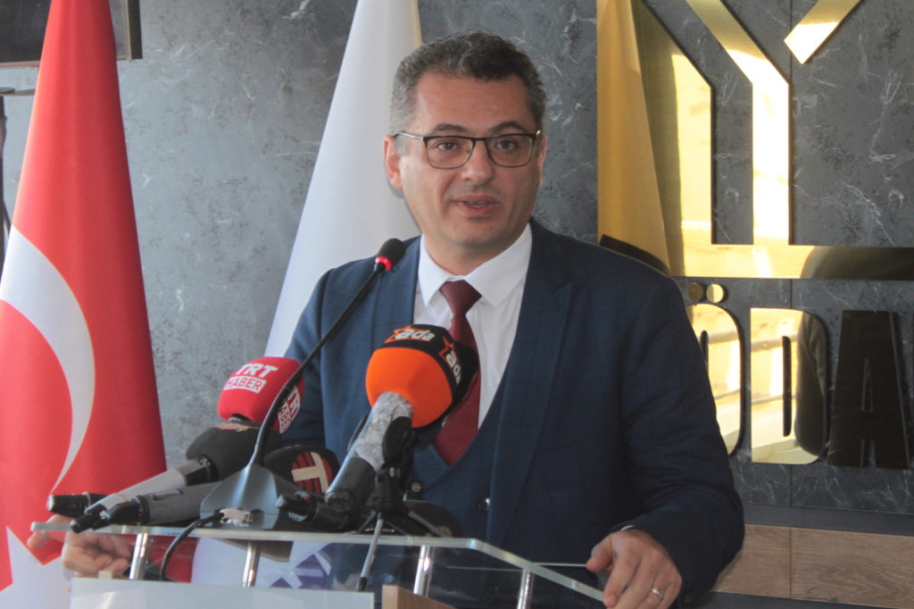 Erhürman, Uluslararası bilim diplomasisi forumda konuştu