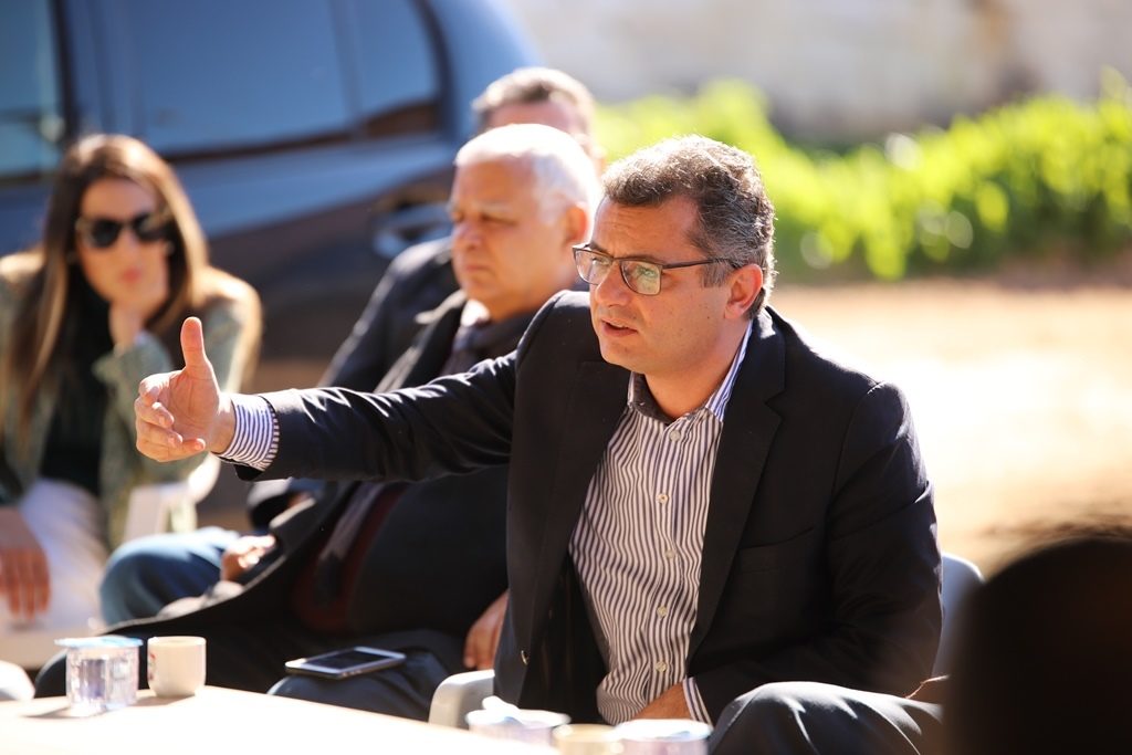 Erhürman, Mutluyaka, Tuzla ve Dipkarpaz’ı ziyaret etti