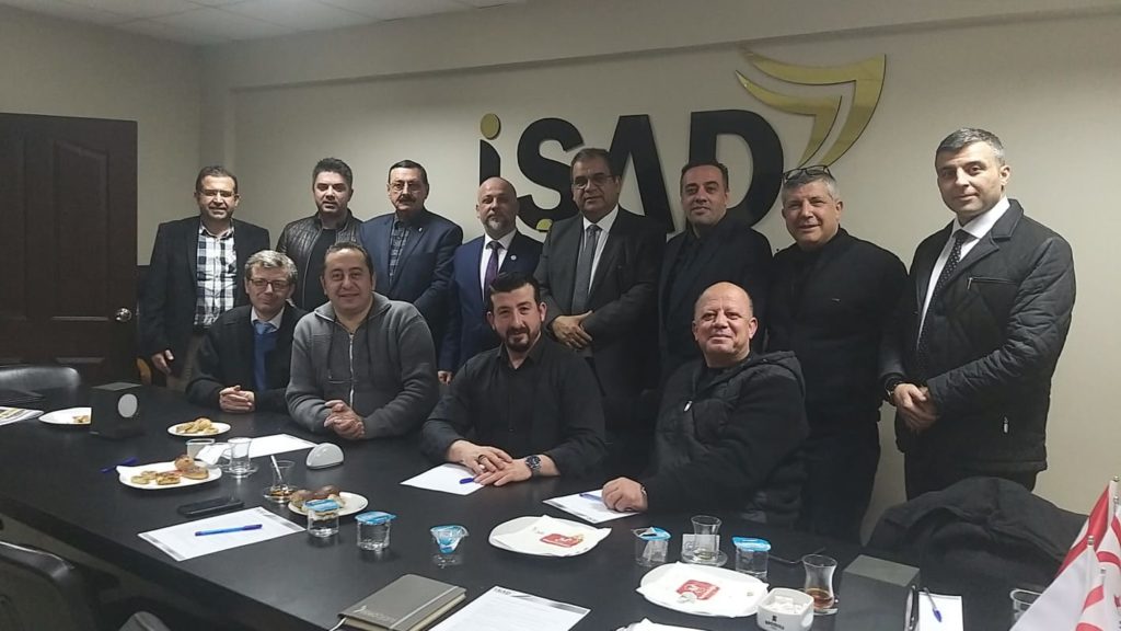 Bakan Sucuoğlu İŞAD yönetim kurulu toplantısına katıldı