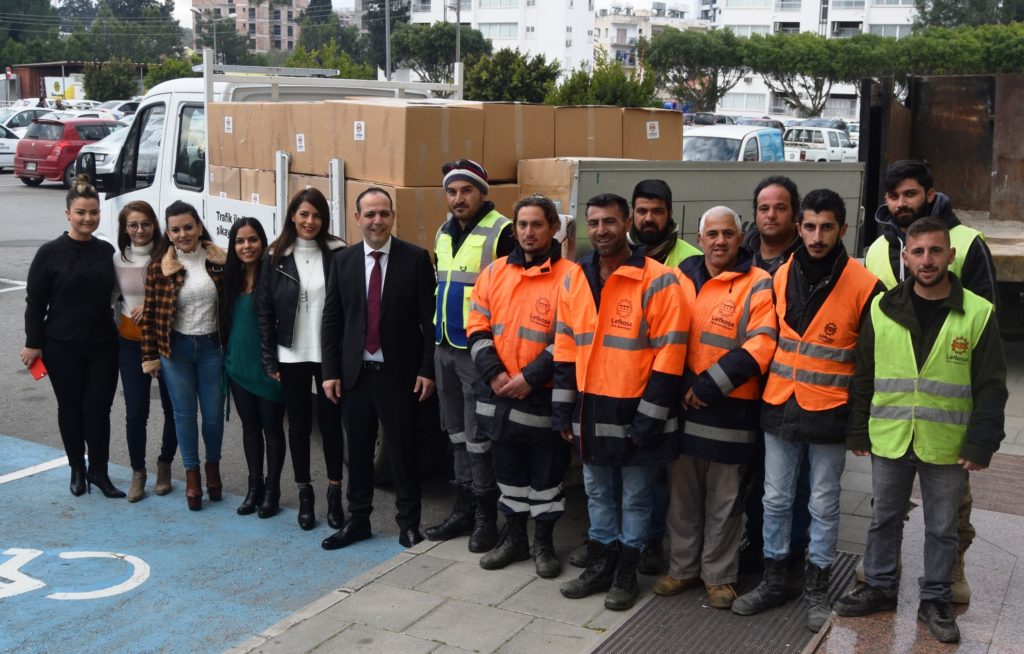 LTB’nin yardımları Kuzey Kıbrıs Türk Kızılayı’na teslim edildi