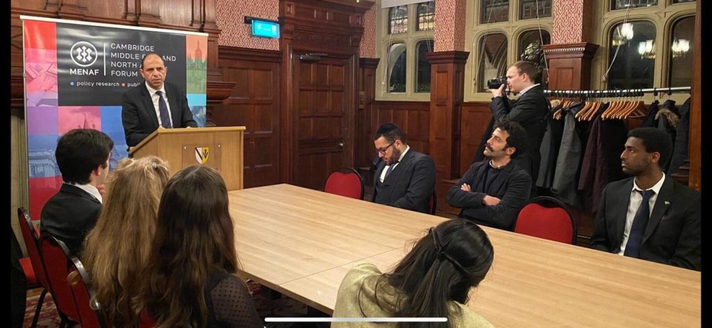 Özersay, Cambrıdge Üniversitesi’nde konferans verdi