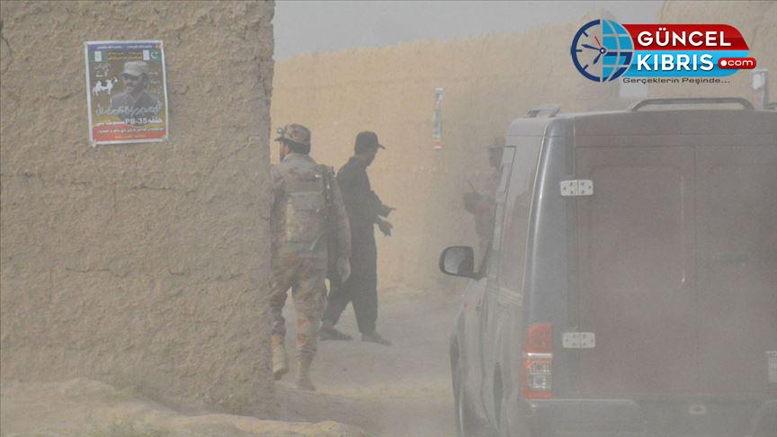 Pakistan’da medresede patlama: 9 ölü