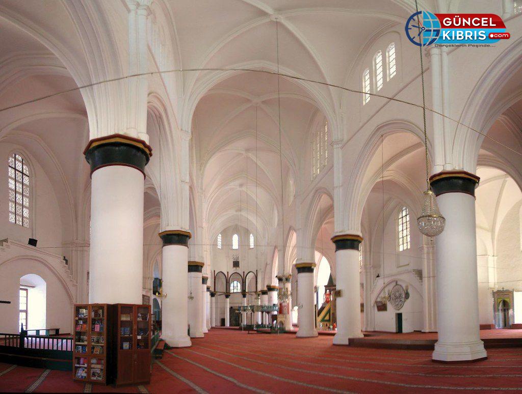 Kıbrıs vakıflar idaresi Selimiye Camii’nin restorasyonuna başladığını duyurdu