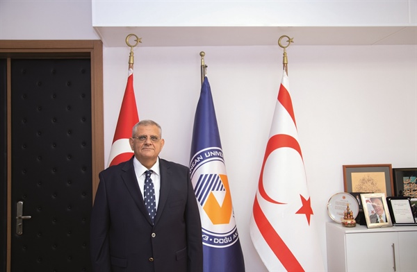 DAÜ Rektörü Necdet Osam basın açıklaması yaptı