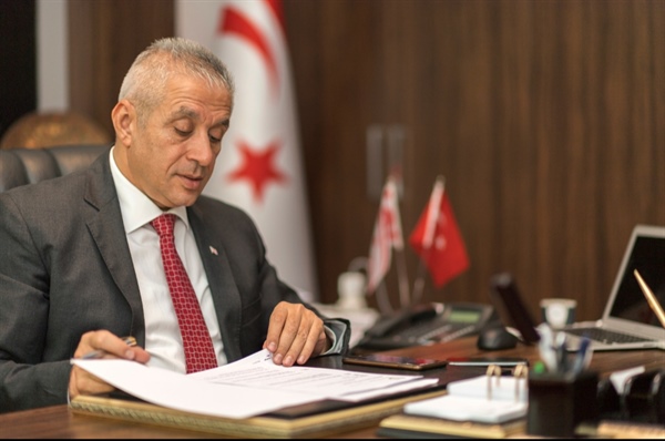 “Türk Kadınına seçme ve seçilme hakkı verilmesi Cumhuriyet’in “kadın devriminin” önemli bir eşiğidir”
