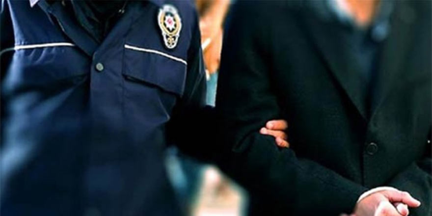 Eski eser arayan 3 kişi kazı yaparken  yakalandı