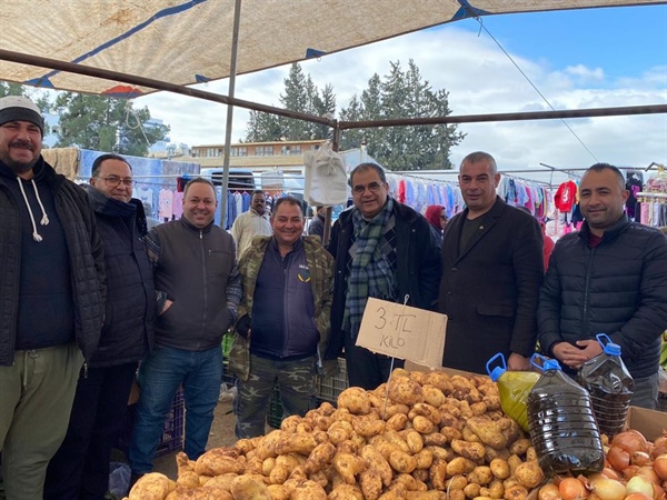 Sucuoğlu,Açık Pazar’ı ziyaret etti.