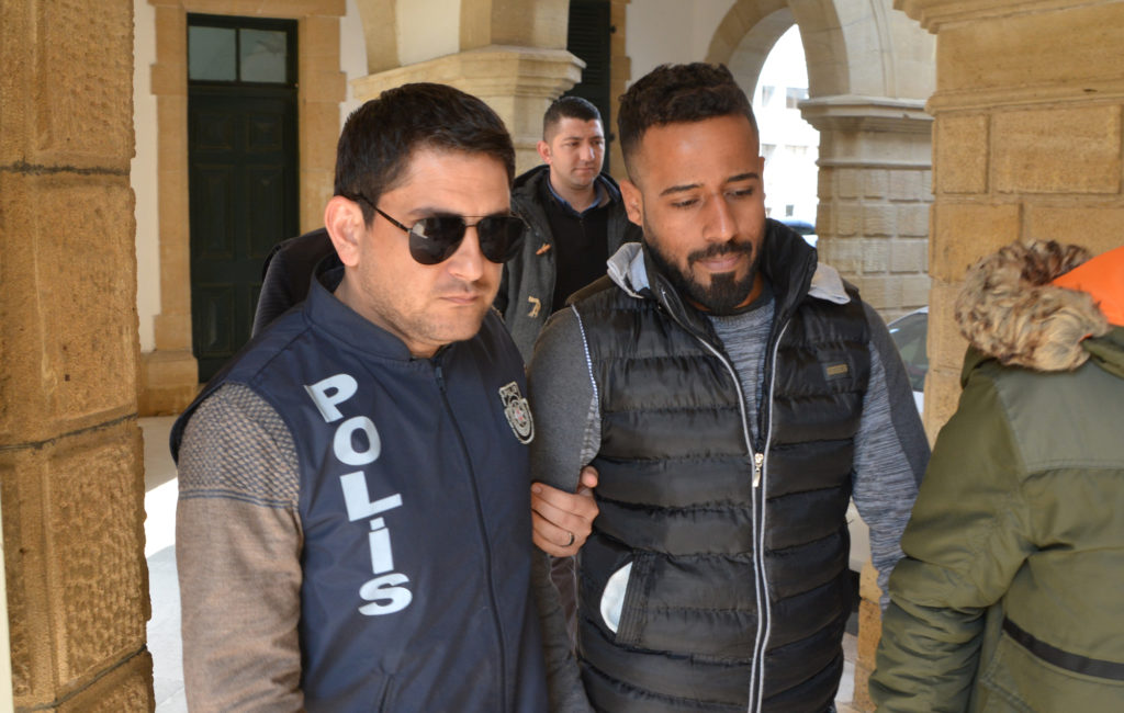 Çalıştığı iş yerini soyan zanlı cezaevine gönderildi