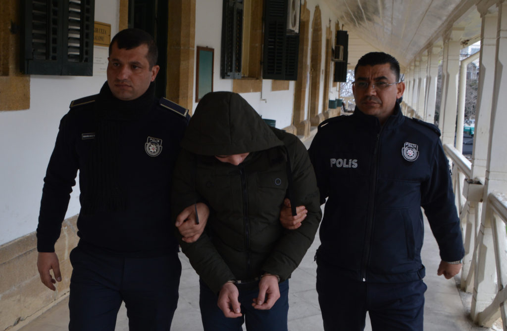 Emaneti teslim etmedi 7 ay ceza aldı