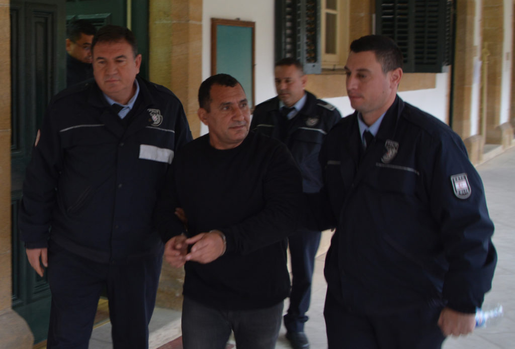 7 Davadan suçlu bulundu 30 ay hapis cezası