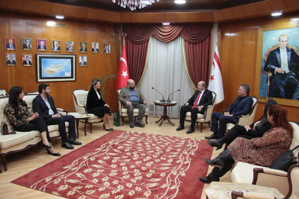 Başbakan Tatar Yeşilay temsilcilerini kabul etti