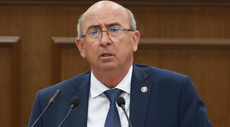 Özyiğit: “Pilli eczacılara verdiği sözü tutmalı”