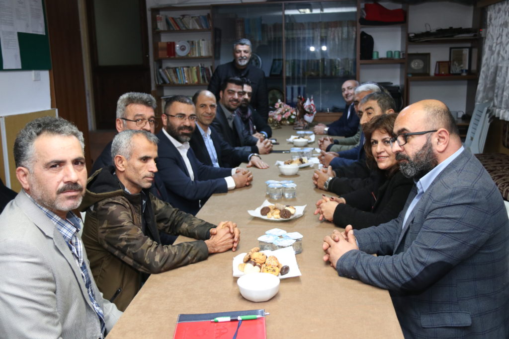 Özersay: “52 yıldır değişmeyen yöntemle de çözüm olmaz’’