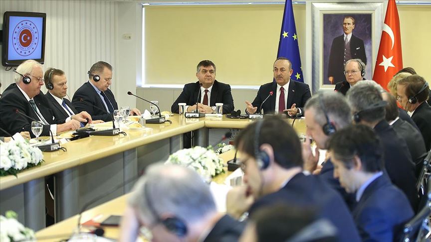 ”Kıbrıs Türklerinin eşit haklarını garanti altına alacak bir iş birliği mekanizması üzerinde çalışabiliriz”