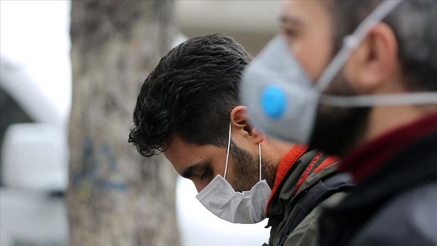 İranlı milletvekilinden koronavirüsten 2 haftada 50 kişi öldü’ iddiası