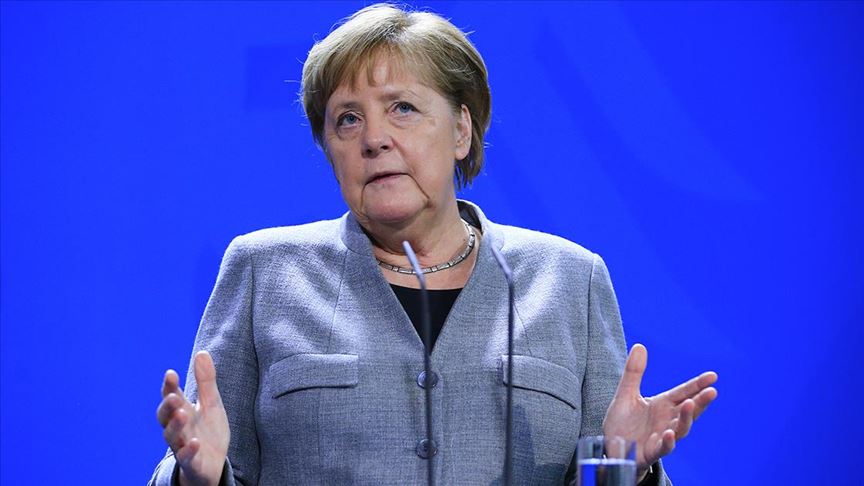 Merkel: Almanya’da insanların güvenliğini sağlamak en öncelikli görevimiz