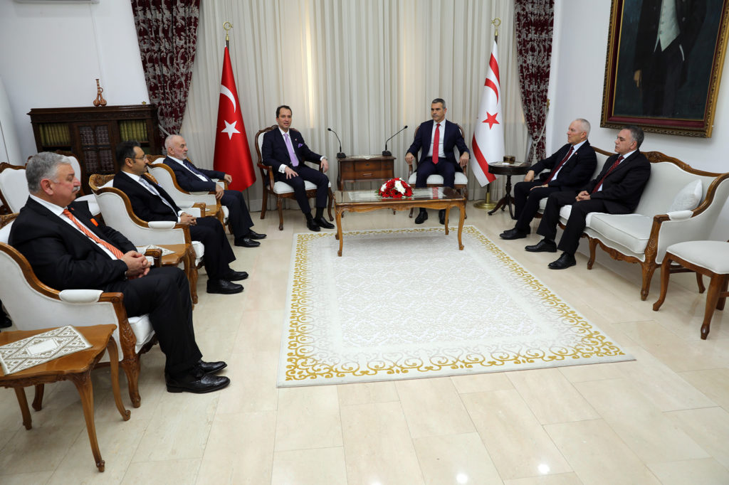 Meclisi Başkanı Uluçay, Yeniden Refah Partisi Genel Başkanı Erbakan’ı kabul etti