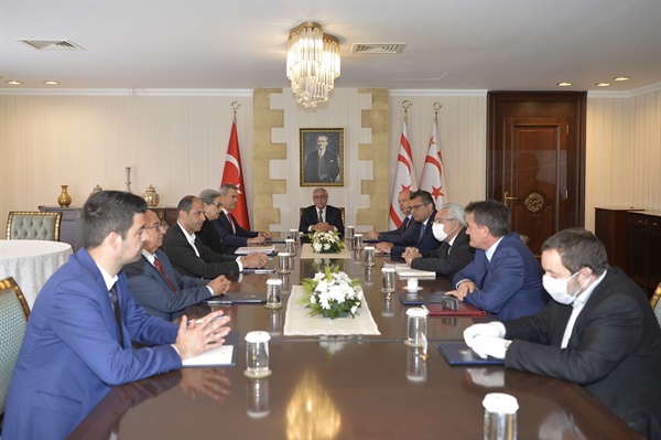 Cumhurbaşkanlığı’nda seçimin ertelenmesine yönelik toplantı başladı