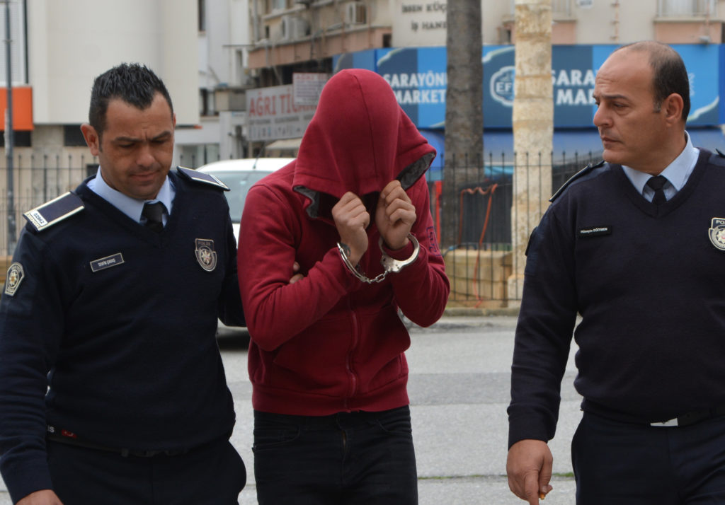 Tecavüz Zanlısı Tutuksuz Yargılanacak