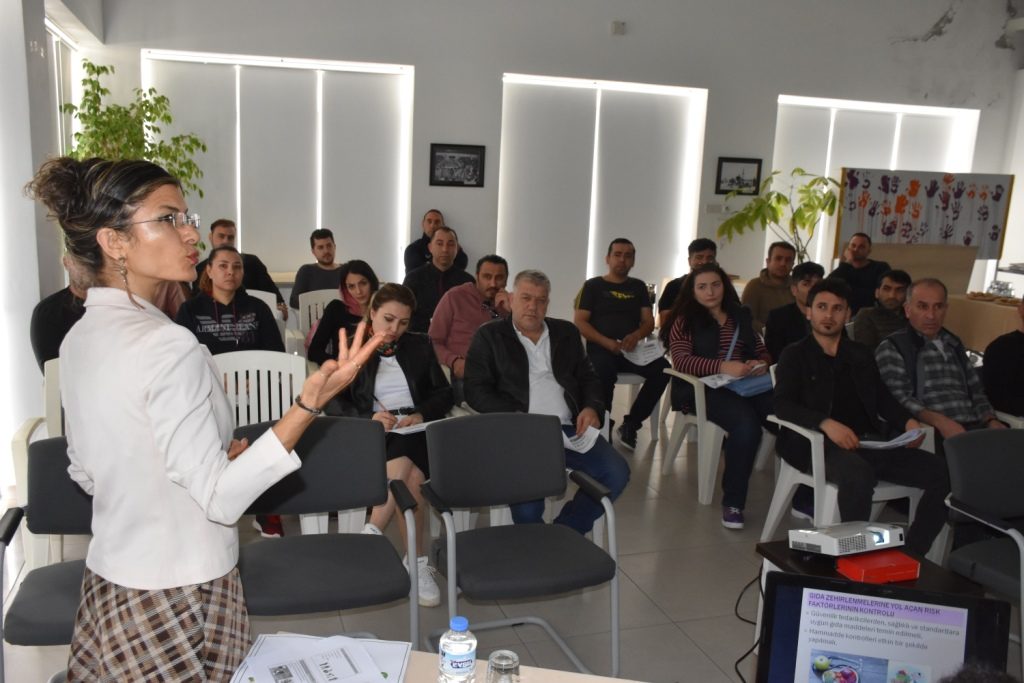 Girne Belediyesi gıda işletmelerine yönelik hijyen eğitimleri vermeye başladı