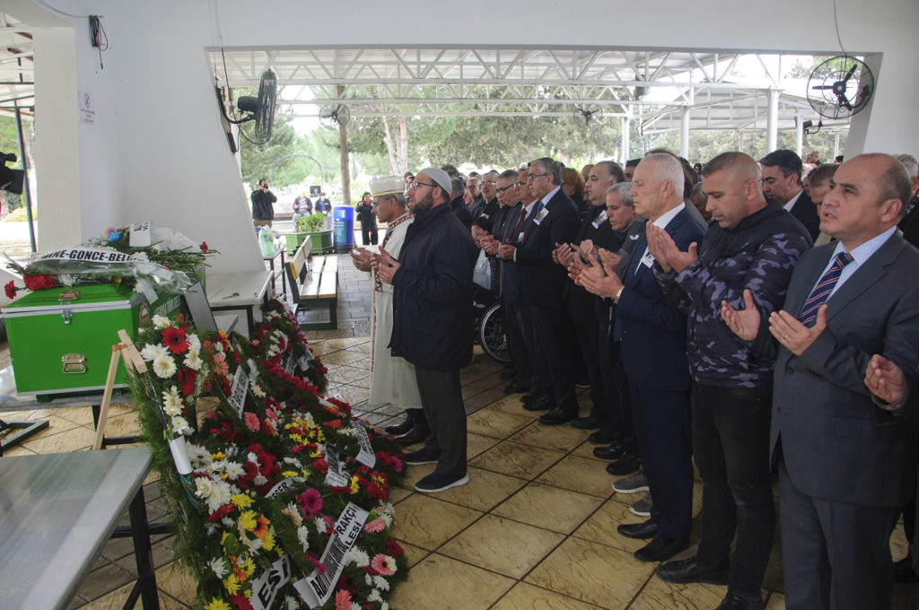 Kanatlı son yolculuğuna uğurlandı