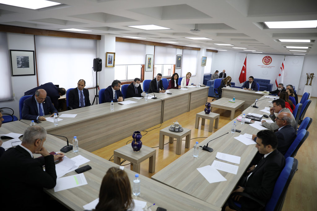 Hukuk Siyasi İşler ve Dış İlişkiler Komitesi Cumhurbaşkanlığı seçimlerinin ertelenmesini görüşüyor