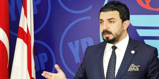 Zaroğlu: ”Bugün Türk milletinin bir zafer kazanarak tarihe yeniden doğduğu bir gündür”