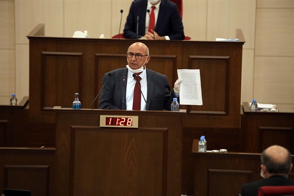 Özyiğit:“Hükümet içinde her kafadan bir ses çıkıyor”