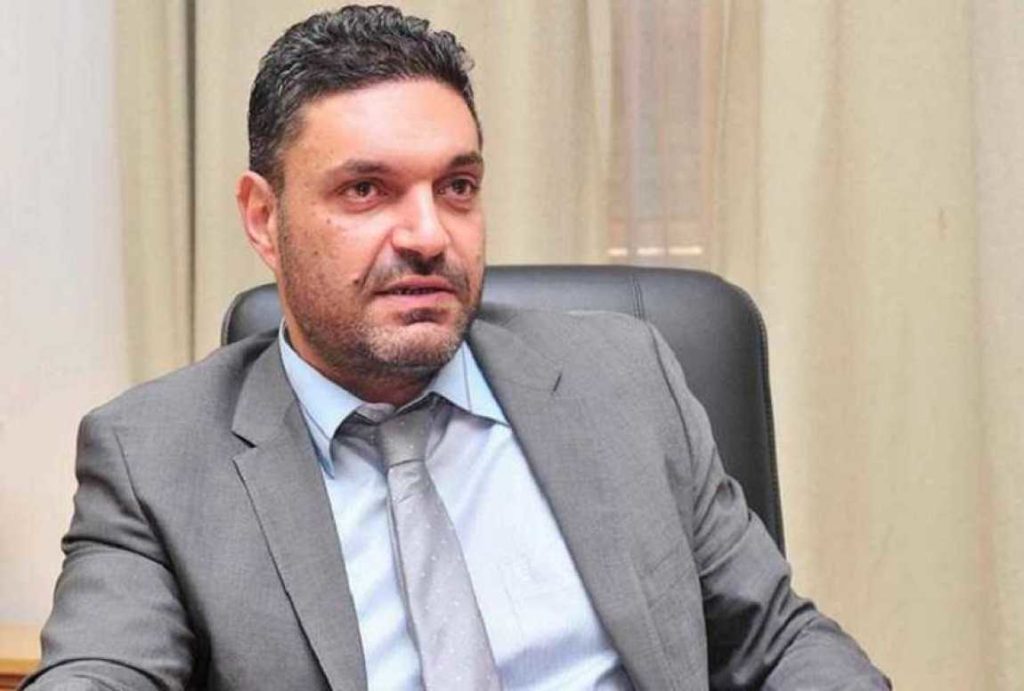 Petridis: “Kısıtlayıcı tedbirler mayıs başı itibarıyla kademeli olarak kaldırılabilir”
