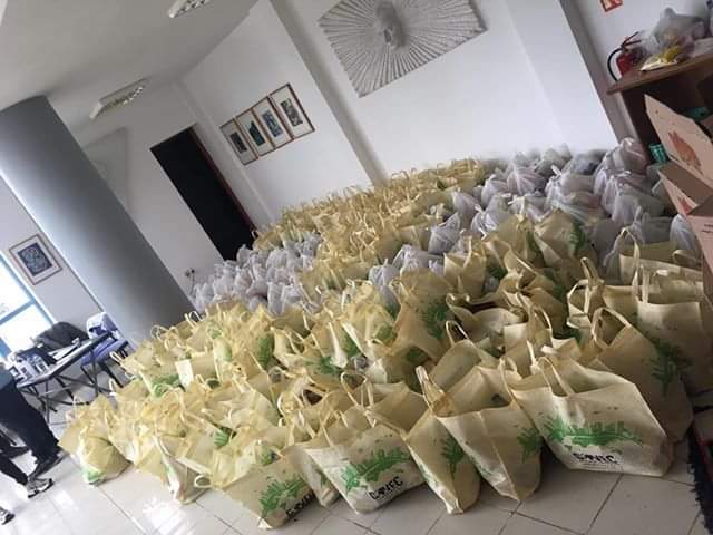 DAÜ’nün öğrencilerine yaptığı yardımlar devam ediyor