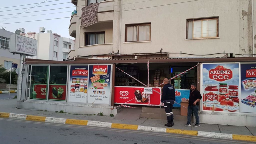 Girne’de Zabıta ekipleri işletmeleri denetliyor