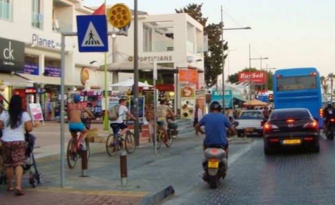 Güney Kıbrıs’ta önlemlerin mayıs ayında gevşetilmeye başlanması planlanıyor
