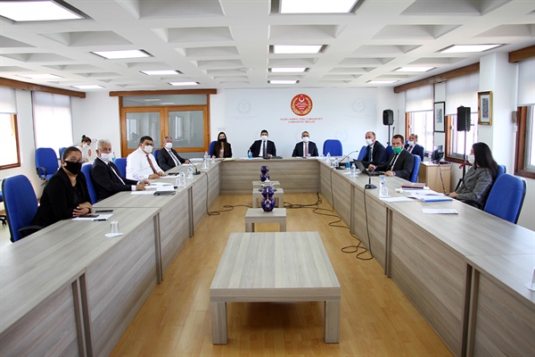 Meclis bütçe komitesi 3 yasa gücünde kararnemeyi görüştü