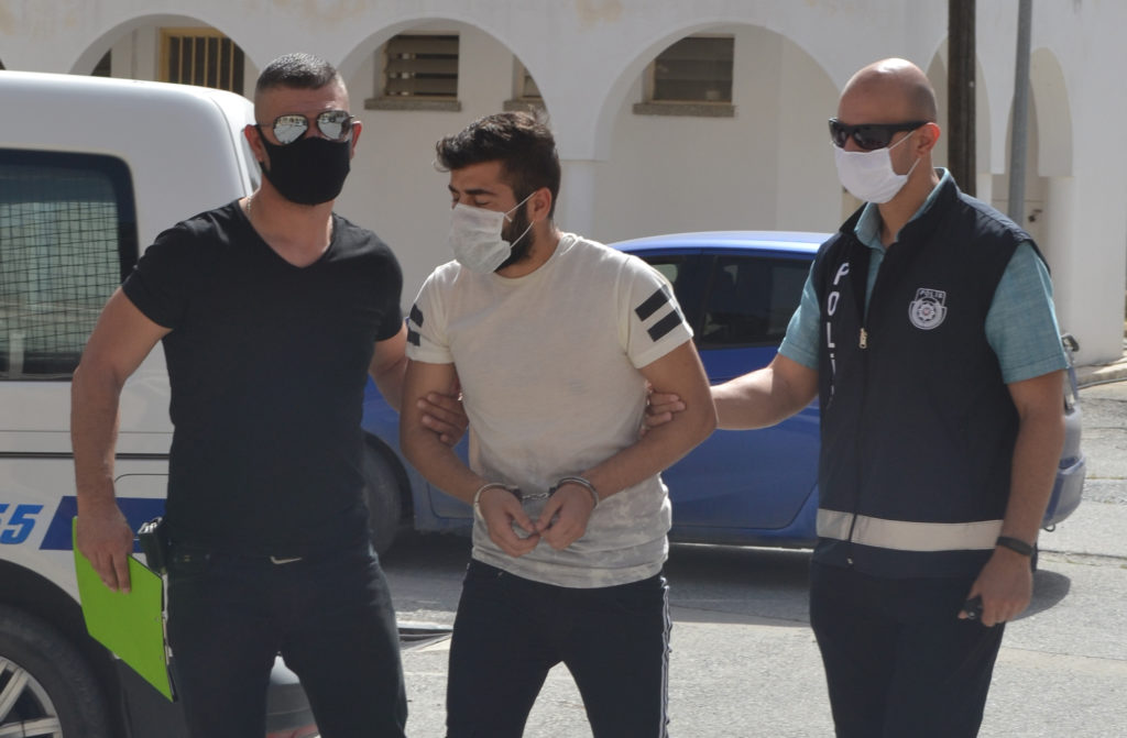 Kasa fişi iptal eden zanlı yeniden mahkemede