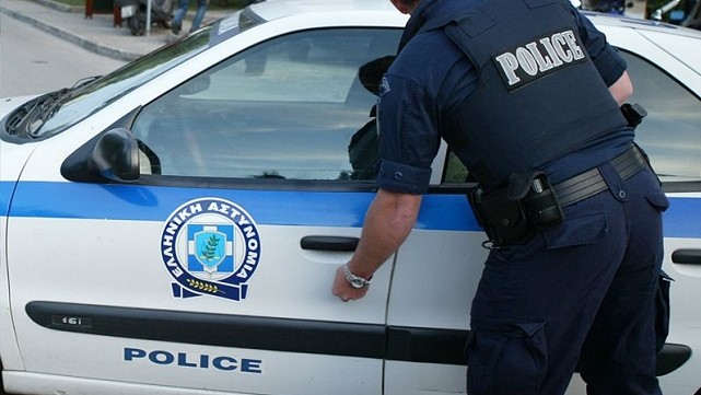 Baf’ta bir muhtar “görevi kötüye kullanmak”tan tutuklandı