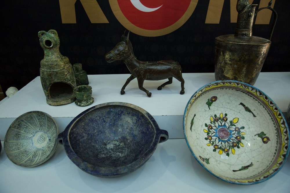 İstanbul’da 78 parça tarihi eser ele geçirildi