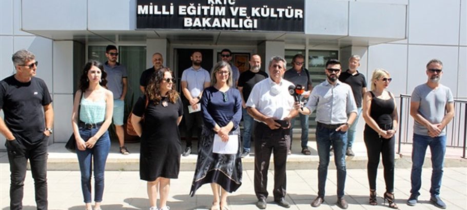 KTÖS Eğitim Bakanlığı önünde basın açıklaması yaptı