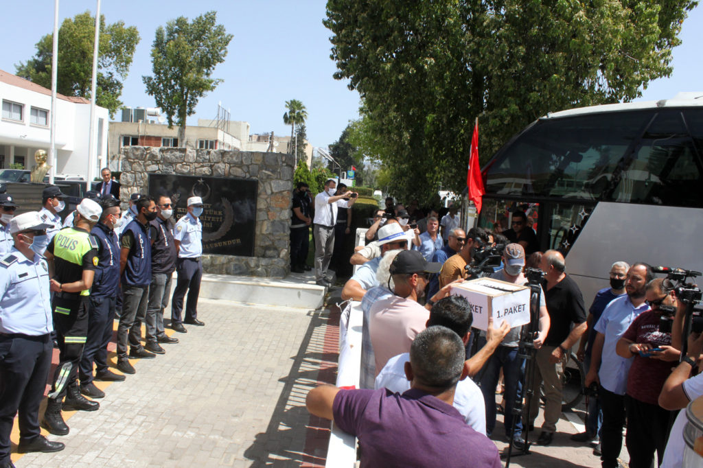 “Sektör için net kararlar alınmazsa, araçlı eylem süresiz devam edecek”
