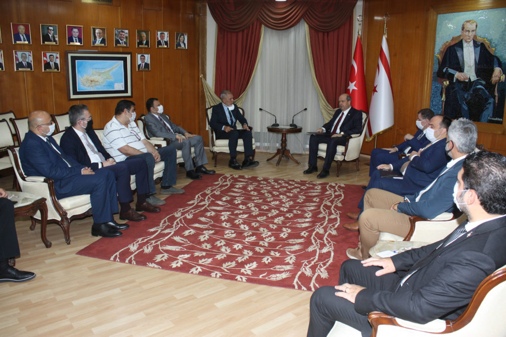 Kıbrıs Üniversiteler Birliği’nden Başbakan Ersin Tatar’a ziyaret