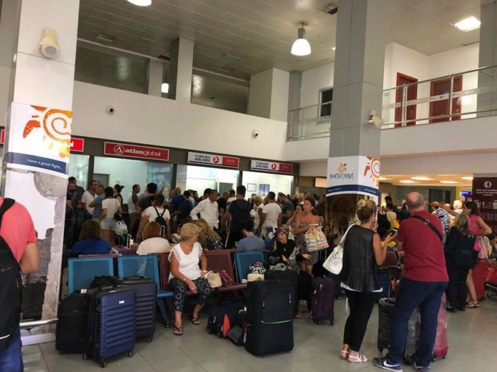 KKTC vatandaşı olmayanların ülkeye girişlerindeki koşullar
